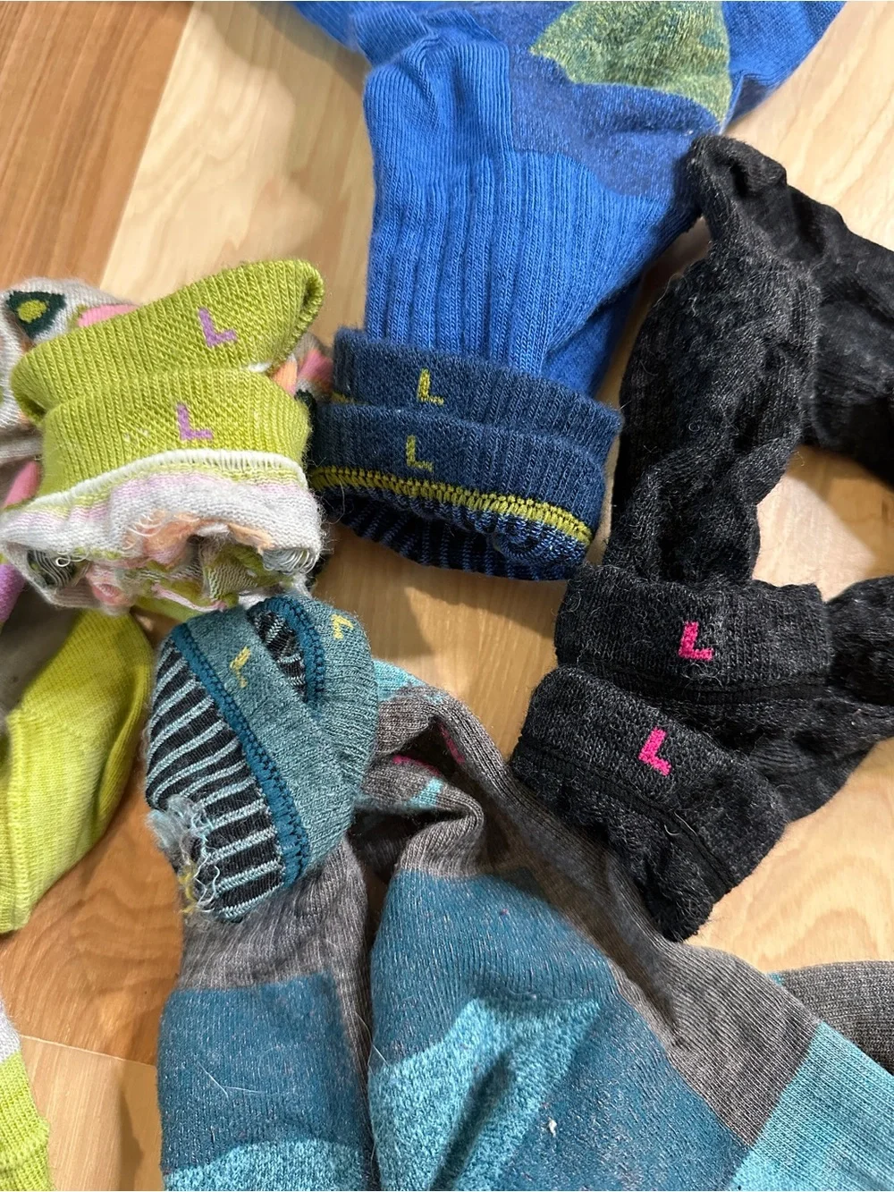 Darn Tough Bundle of Socks size Large